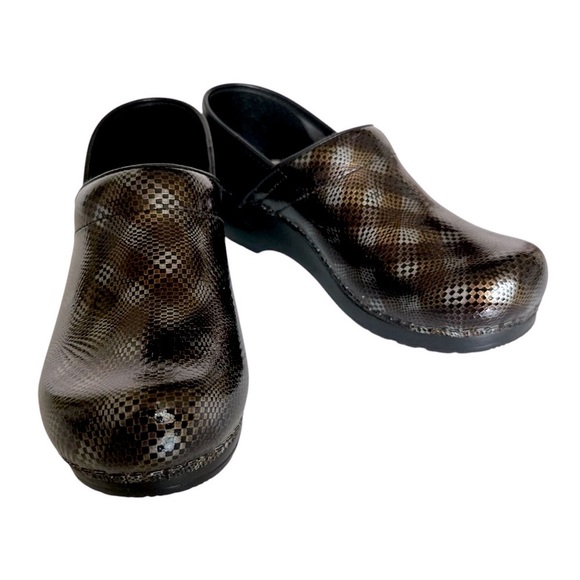 SANITA PROFESSIONAL CHIC CLOG BROWN PLAID CLOG SIZE 38 - Picture 1 of 11